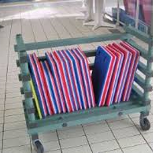 CHARIOT PORTE PLANCHES DE NATATION